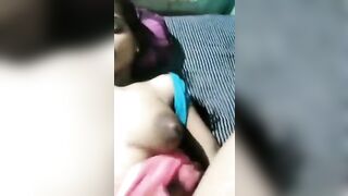 Horny pune bhabhi takes thick cock with a smile!