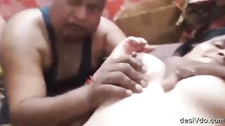 Gujju virar uncle sucking kamwali boobs